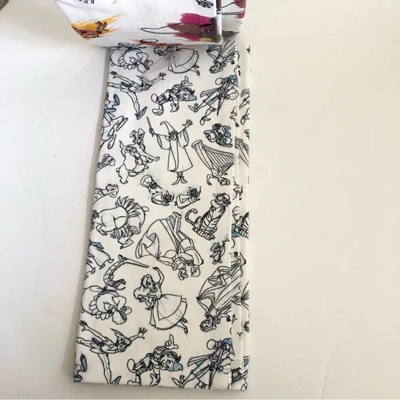 NWT Disney Kitchen Towel Set - Picture 6 of 11